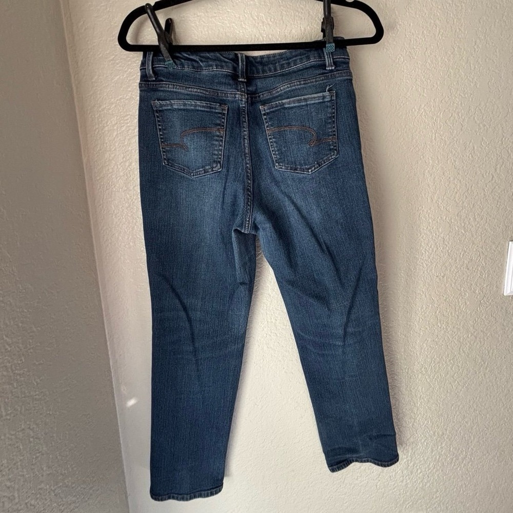 Time and‎ Tru Women's Straight-Leg Jeans, Size 10. - Picture 3 of 8